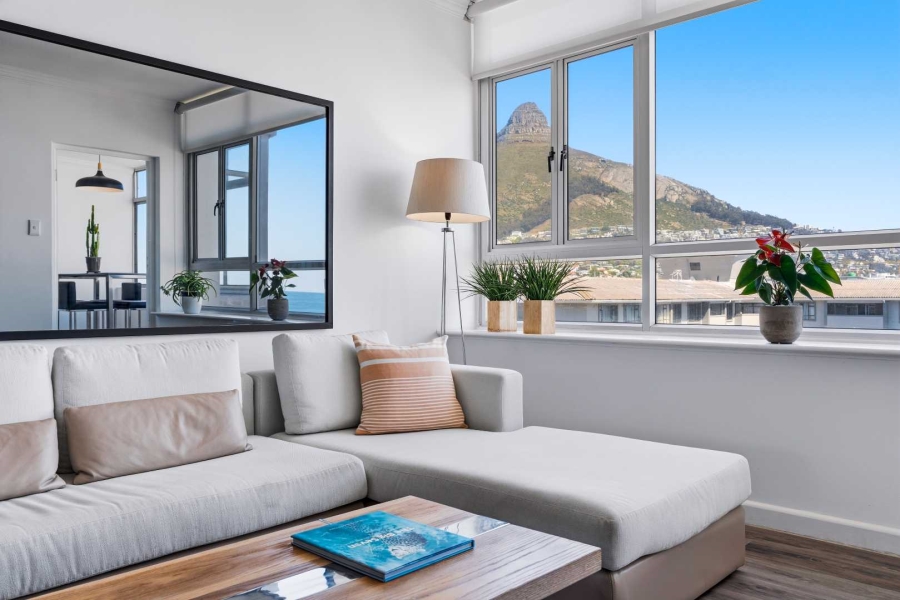 2 Bedroom Property for Sale in Sea Point Western Cape